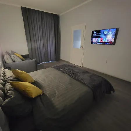 Warm & Cozy Apartment In The Heart Of Historical לבוב מראה חיצוני תמונה