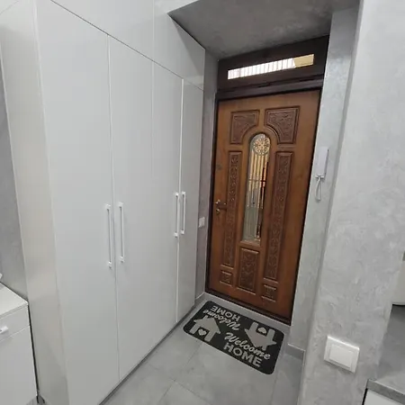 Warm & Cozy Apartment In The Heart Of Historical לבוב מראה חיצוני תמונה