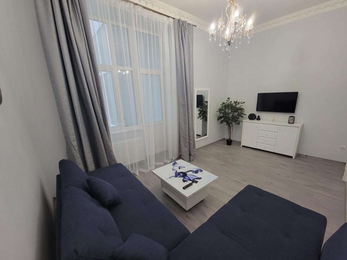 Warm & Cozy In The Heart Of Historical